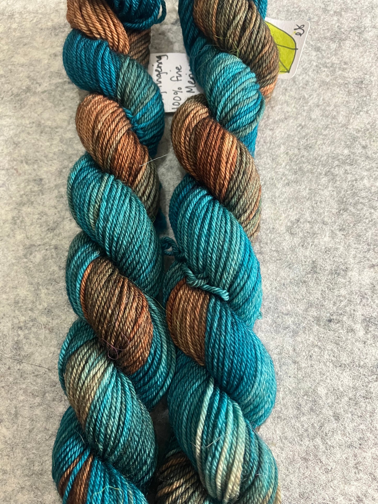 Mini Superwash Merino fingering