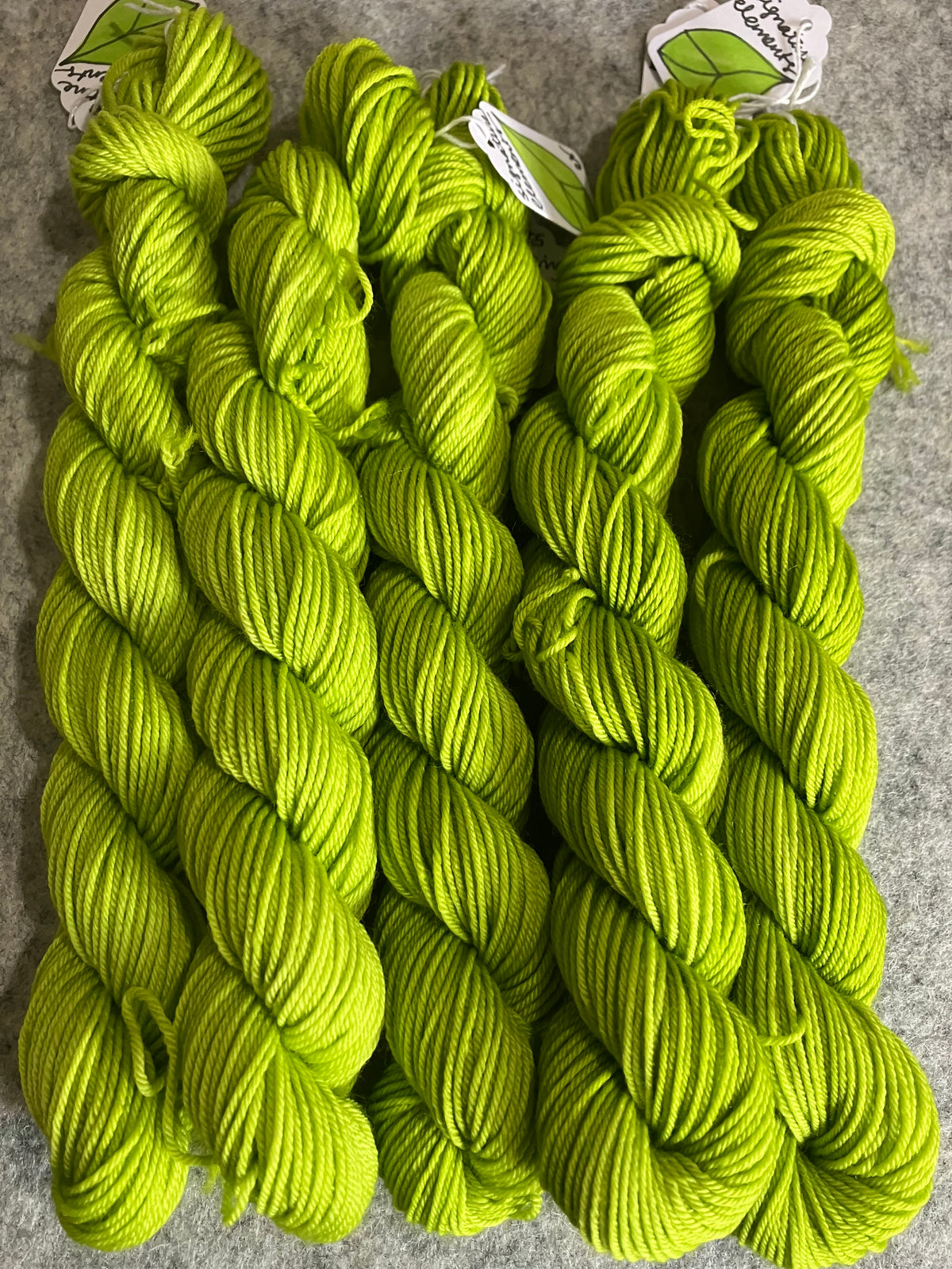 Mini Superwash Merino fingering