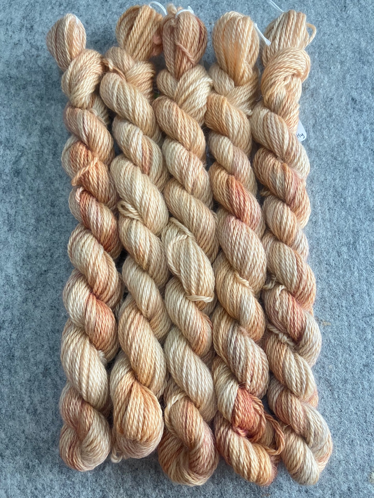 Mini 100% Baby Alpaca DK