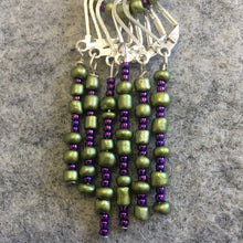 Load image into Gallery viewer, Purple Green Stitch marker Sets with matching keeper clip
